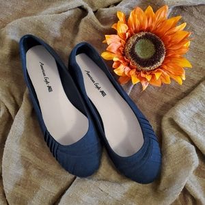 🔥3/$30 American Eagle Flats sz 6